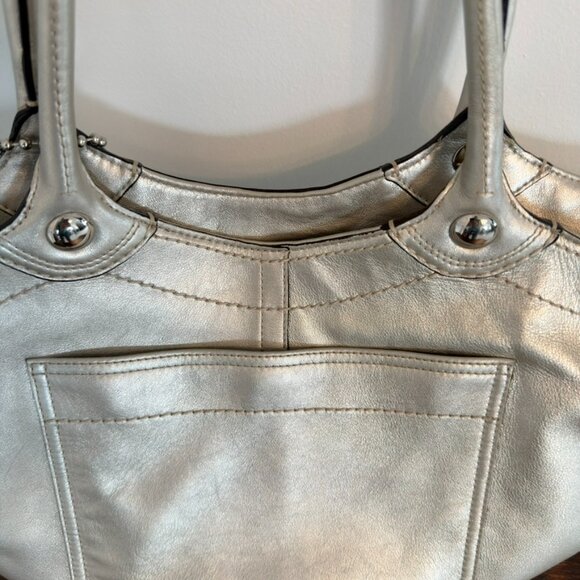 โจ Coach Metallic Silver Leather Tote Bag โจ - Picture 5 of 14